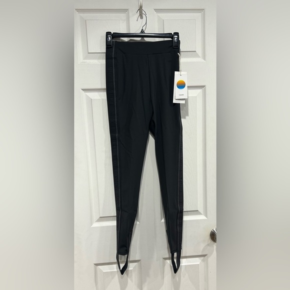 Vuori Women's Large Chilled Out Stirrup Legging Washed Black NWT Ultra High Rise - Picture 1 of 7
